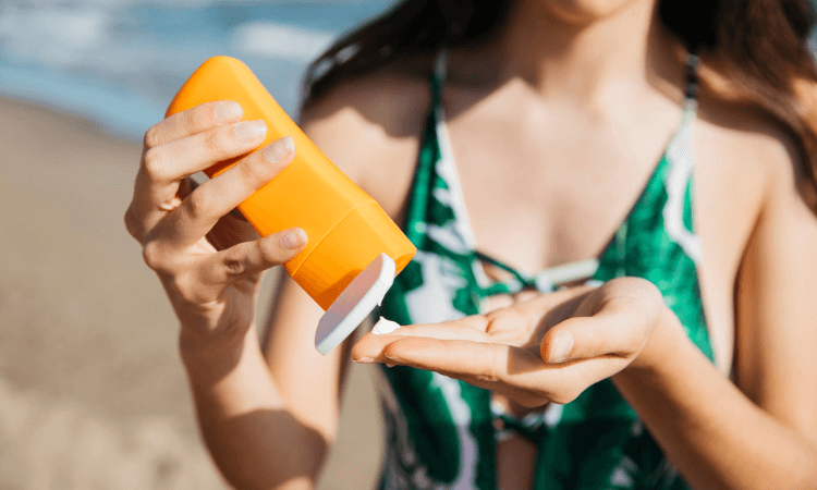 Best-Sunscreen-For-Combination-Skin